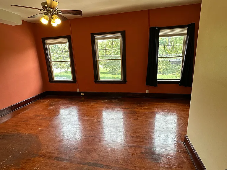 2415 Vine St #2 — Photo 7