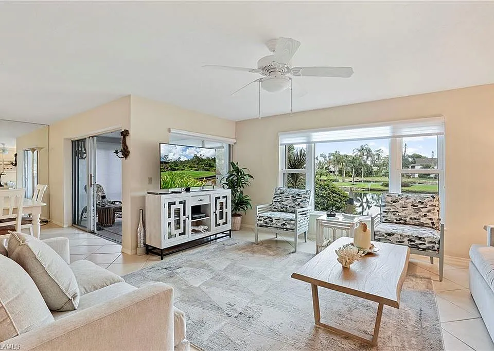 84 Georgetown Blvd #84