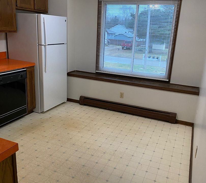 1st image of 369 Pear St #11783843