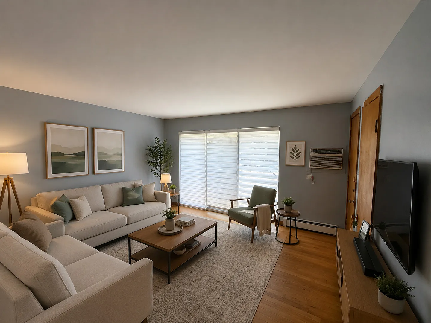 2 bed, 1.0 bath, 750 sqft, $1,800 — Photo 2