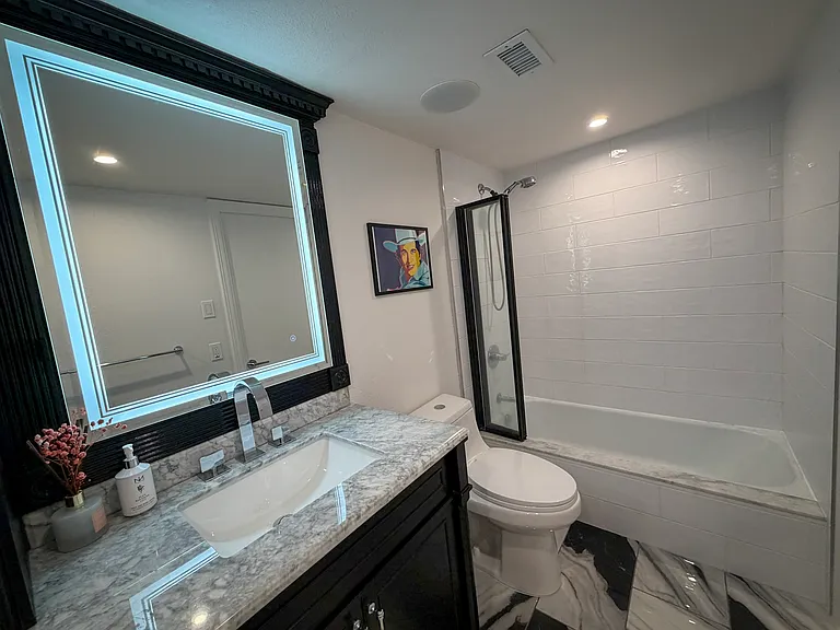 1122 Colorado St #1301 — Photo 18