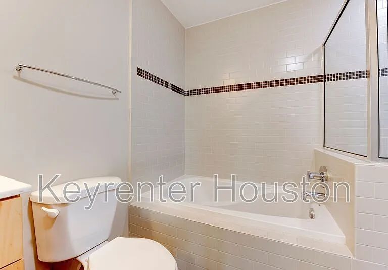 5925 Almeda Rd #2214 — Photo 21