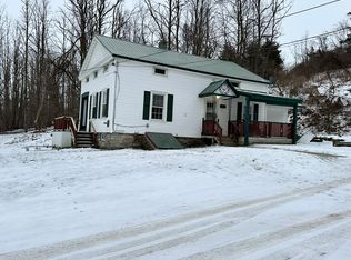 514 Sprakers Rd, Sprakers, NY 12166