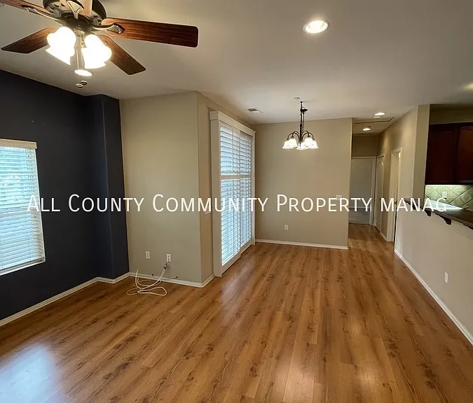 31890 Delfina Way — Photo 14