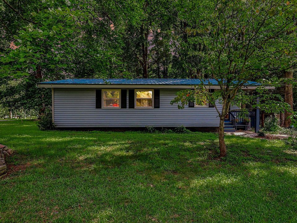1st image of 7201 Bentley Cir