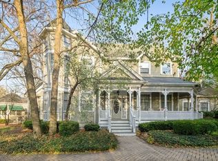 5337 Maplewood Pl, Downers Grove, IL 60515