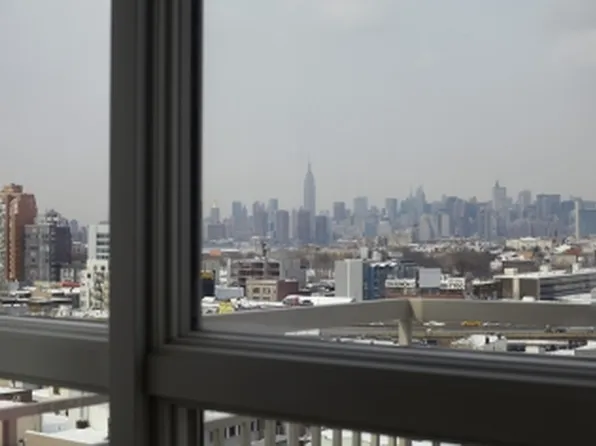 139 Skillman Avenue image 1 of 2