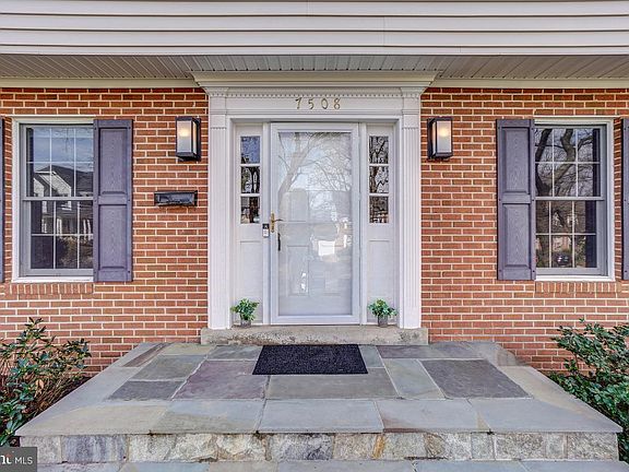 3rd image of 7508 Elmore Ln
