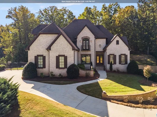 4233 Glasscott Xing, Birmingham, AL 35226