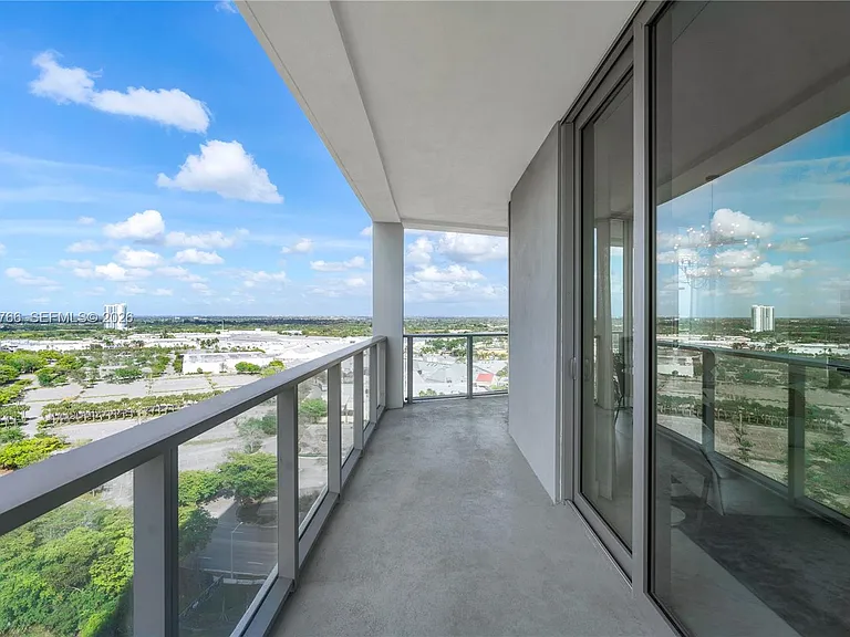 2000 Metropica Way #1810 — Photo 24