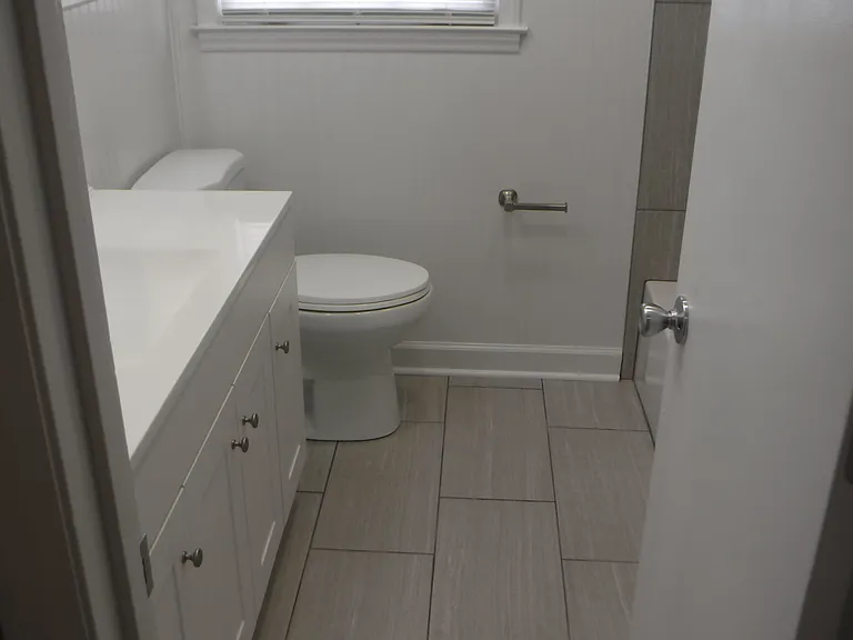 2100 Thornfield Rd — Photo 17