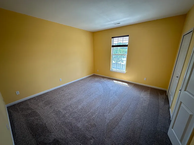 1155 Alameda Blvd #40 — Photo 16