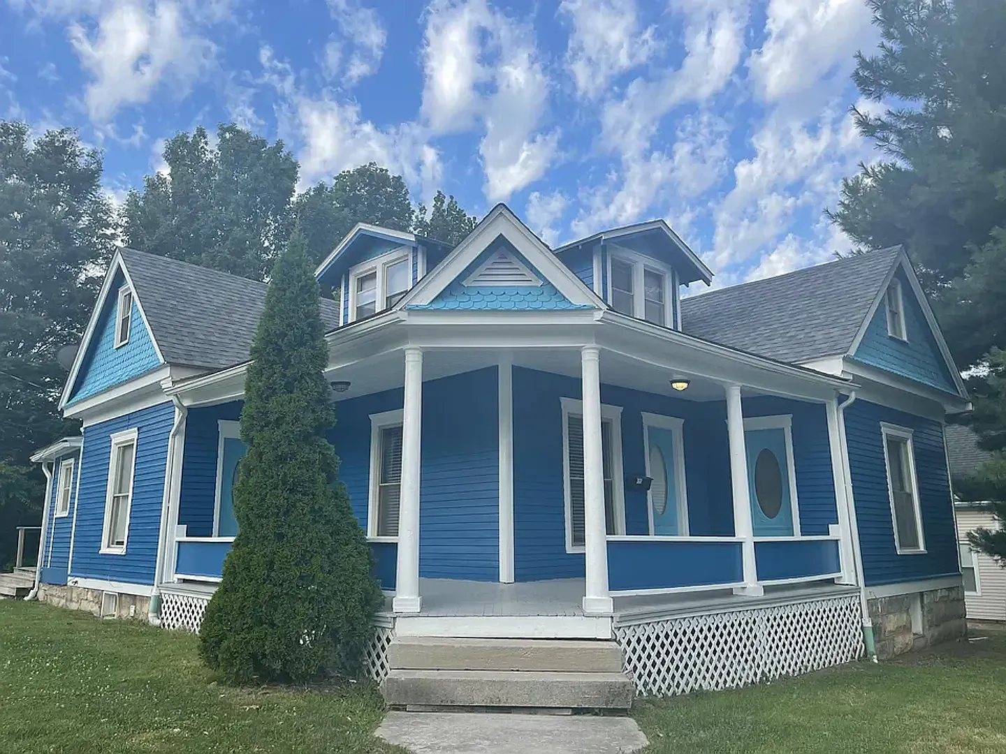 500 S Lincoln St — Photo 1