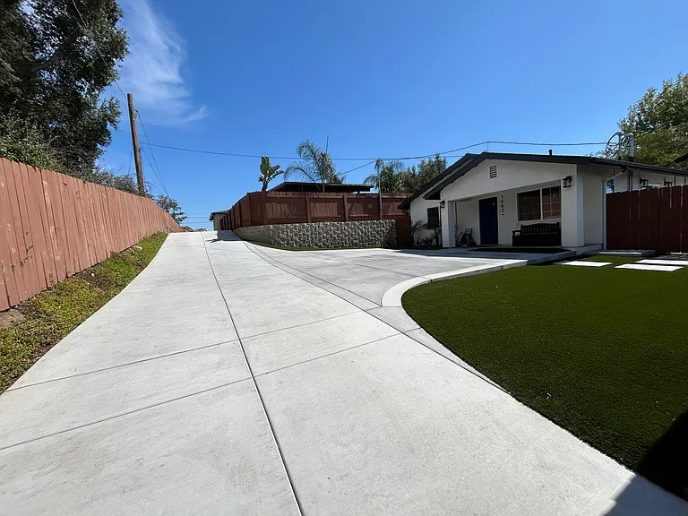 1662 Republic St — Photo 10
