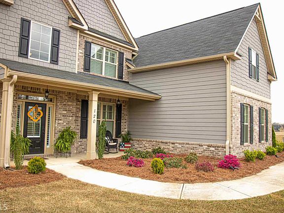 5th image of 120 Standford Dr