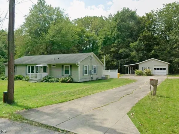102 Thomas Dr, Conneaut, OH 44030