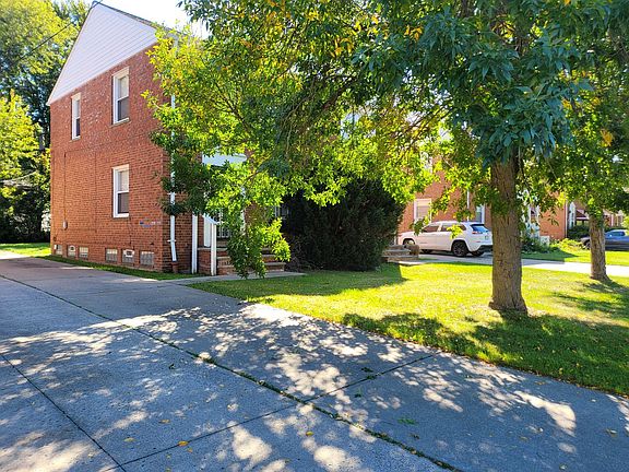 2nd image of 255 E 250th St