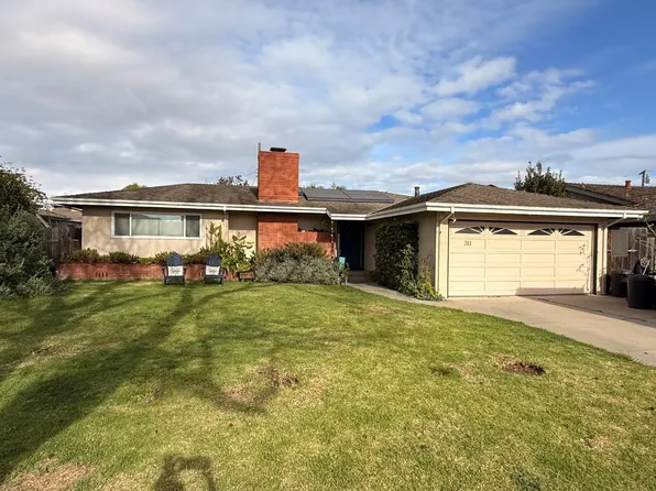 311 Amherst Dr, Salinas, CA 93901