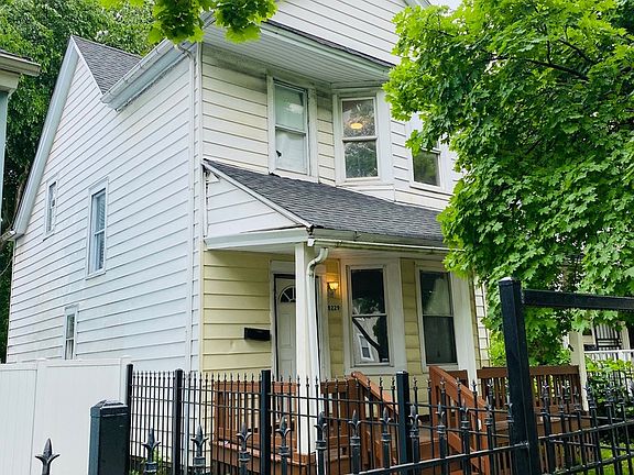 2nd image of 8229 S East End Ave