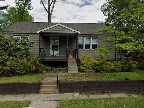 593 Barlow Ave, West Deptford, NJ 08096