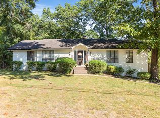 1925 Rock Bluff Rd, Hixson, TN 37343