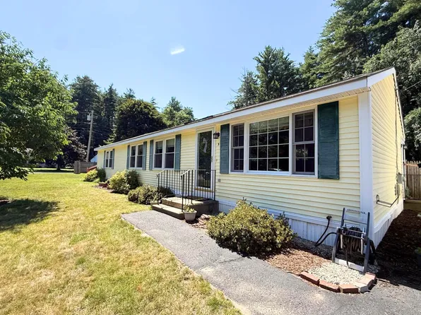 5 Santa Fe Road, Nashua, NH 03062