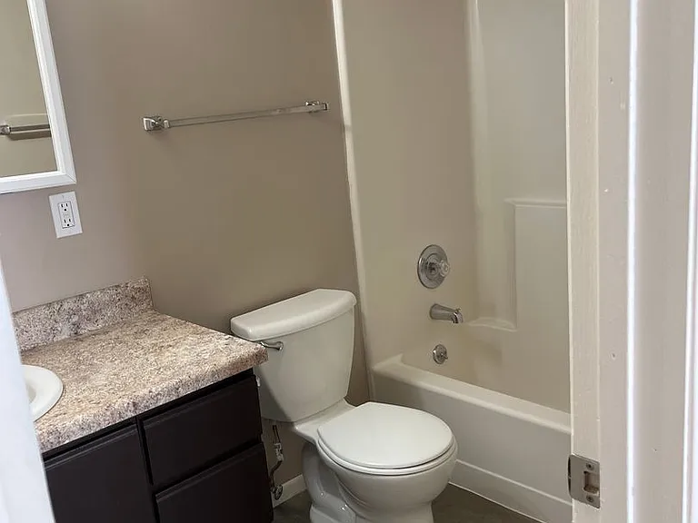 cpa - College Park Apartments — Photo 187