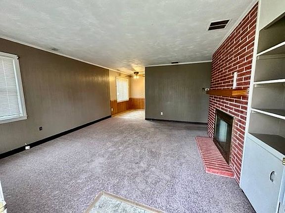 4th image of 7363 Glenwood Ave