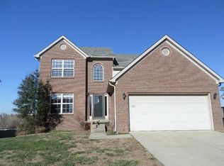 121 Irving Ln, Georgetown, KY 40324