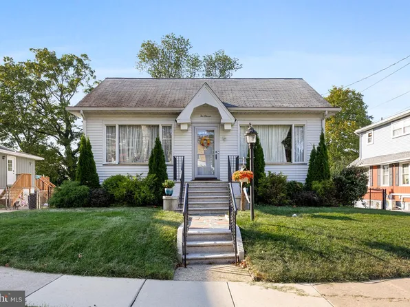 211 Spruce St, Audubon, NJ 08106