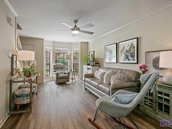 4th image of 410 Longwood Ct #12-B