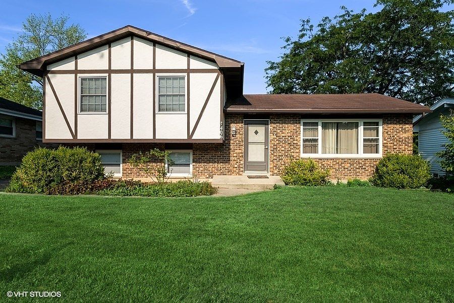 1st image of 406 S Thornwood Dr