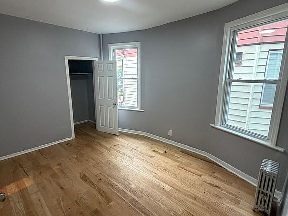 4th image of 304 Glenwood Ave #1A
