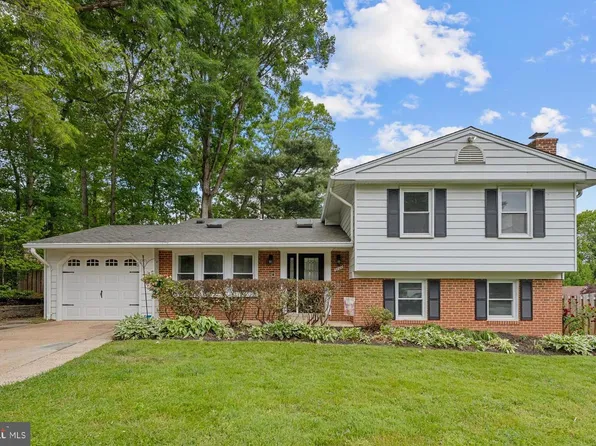 6800 Seton Ct, Springfield, VA 22152