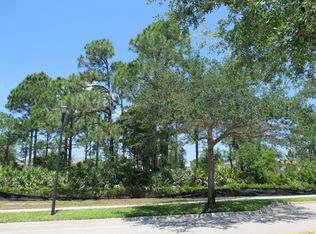 2632 Greenway Dr, Jupiter, FL 33458