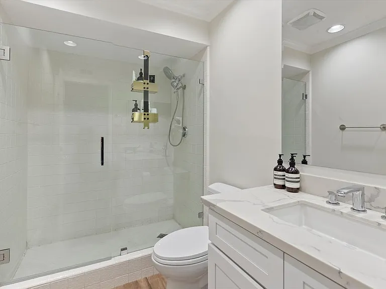 8 Sandbar Dr — Photo 19