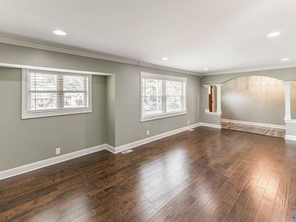 5th image of 3111 McDow Ave NW