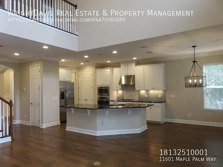 11601 Maple Palm Way — Photo 2