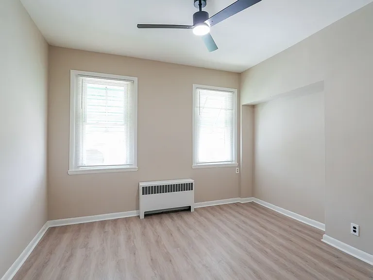 2109 S 67th St — Photo 11