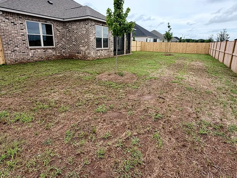 204 Farmland Cir — Photo 25