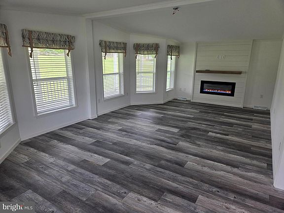 2nd image of 65 Ash Rd