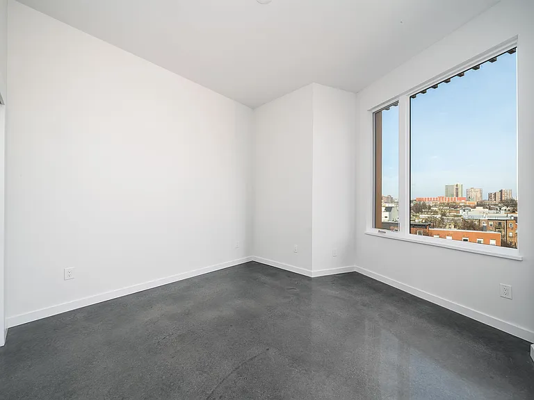 233 Newark Ave #4A — Photo 32