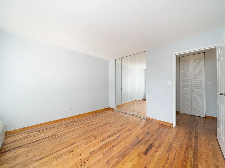 6713 Polk St #6 — Photo 8