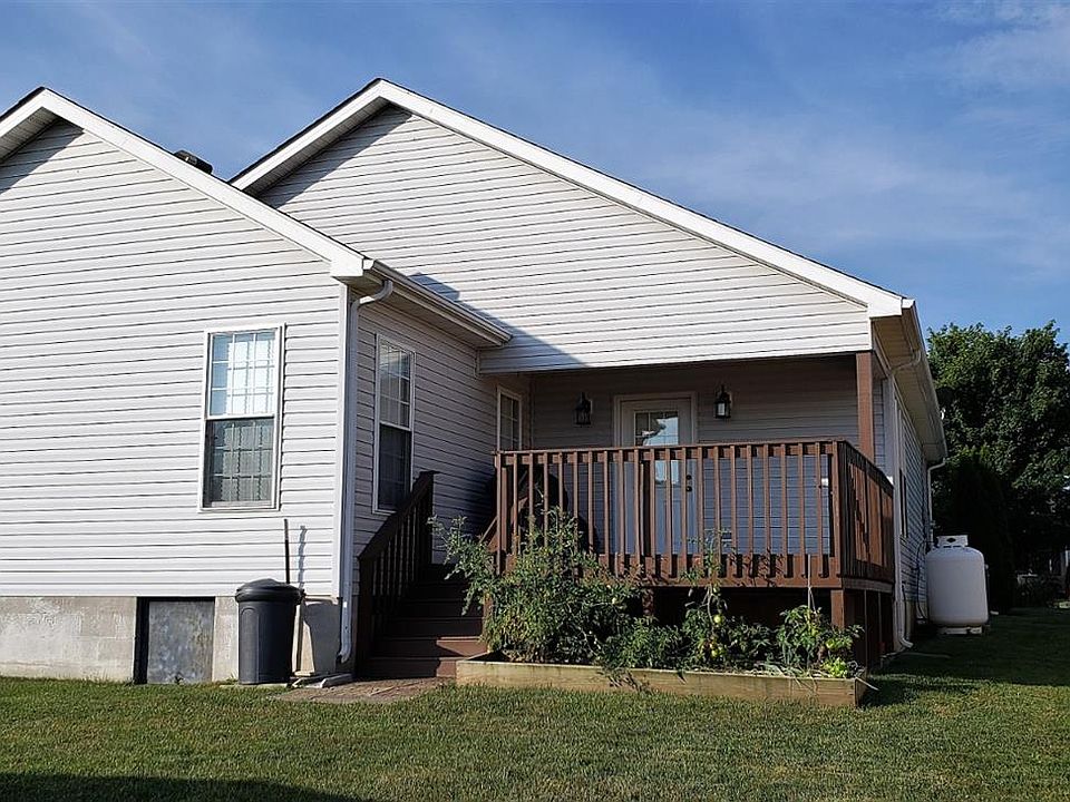 2nd image of 309 Village Dr