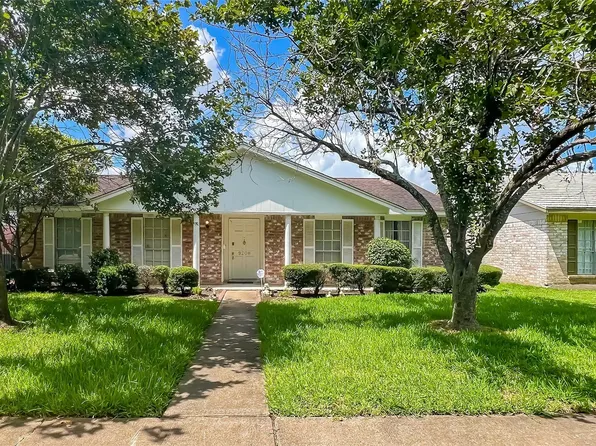 9206 Hendon Ln, Houston, TX 77036