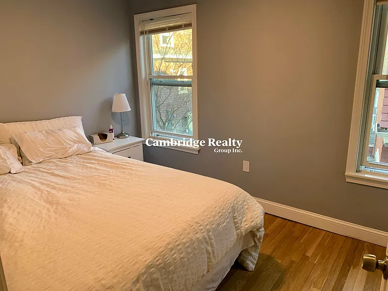 91 Munroe St #2 — Photo 9