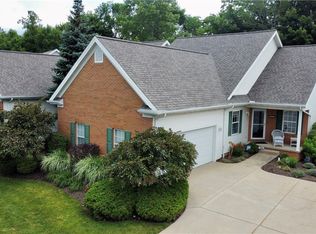 425 E Parkway Blvd, Aurora, OH 44202