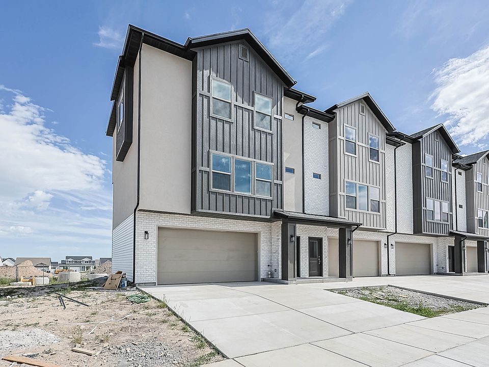 1st image of 636 W Caroles Way #7