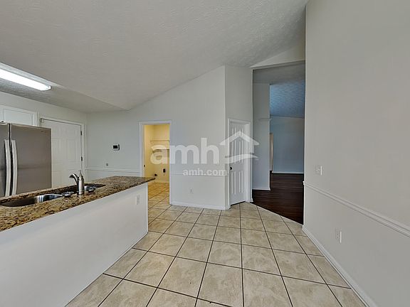 5th image of 18 Ludwick Ln