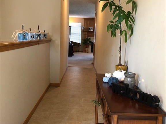 4th image of 4405 Lochs Ln
